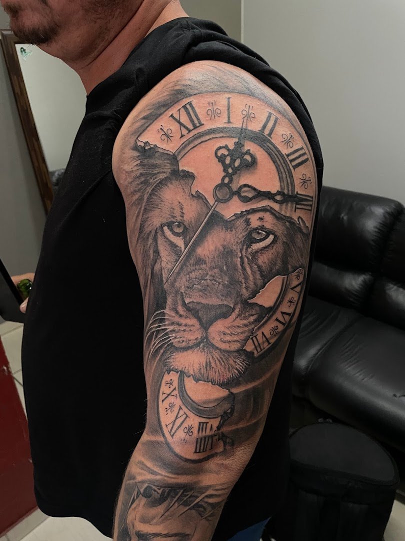 Trabalho de Estúdio de tatuagem — Bura Tattoo 2