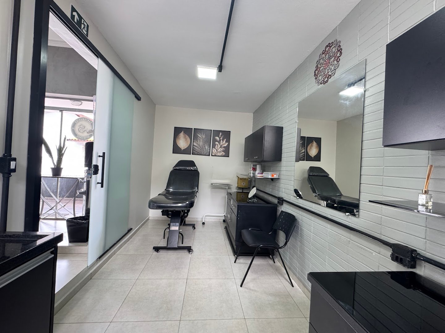 Trabalho de Estúdio de tatuagem e colocação de piercing — Santamarina Tattoo e Piercing 5