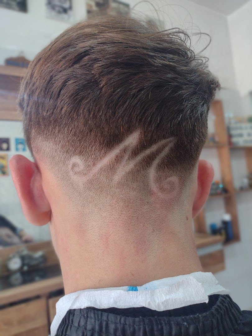 Trabalho de Barbearia — VJ Studio Barbershop e clube da Luluzinha salão de beleza e estética 6